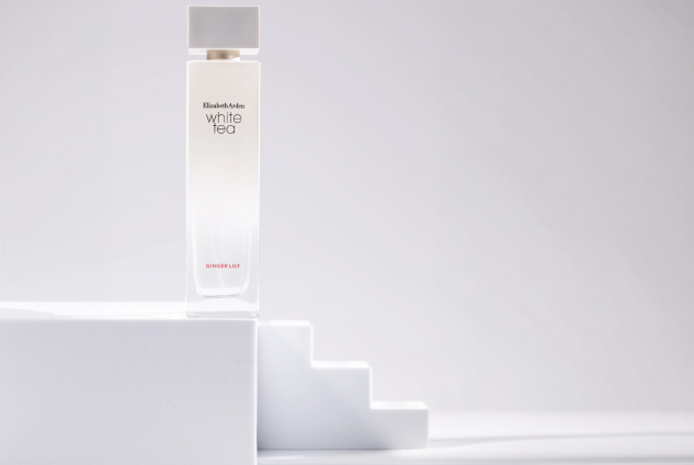 Live preview during product photography shoot Dubai