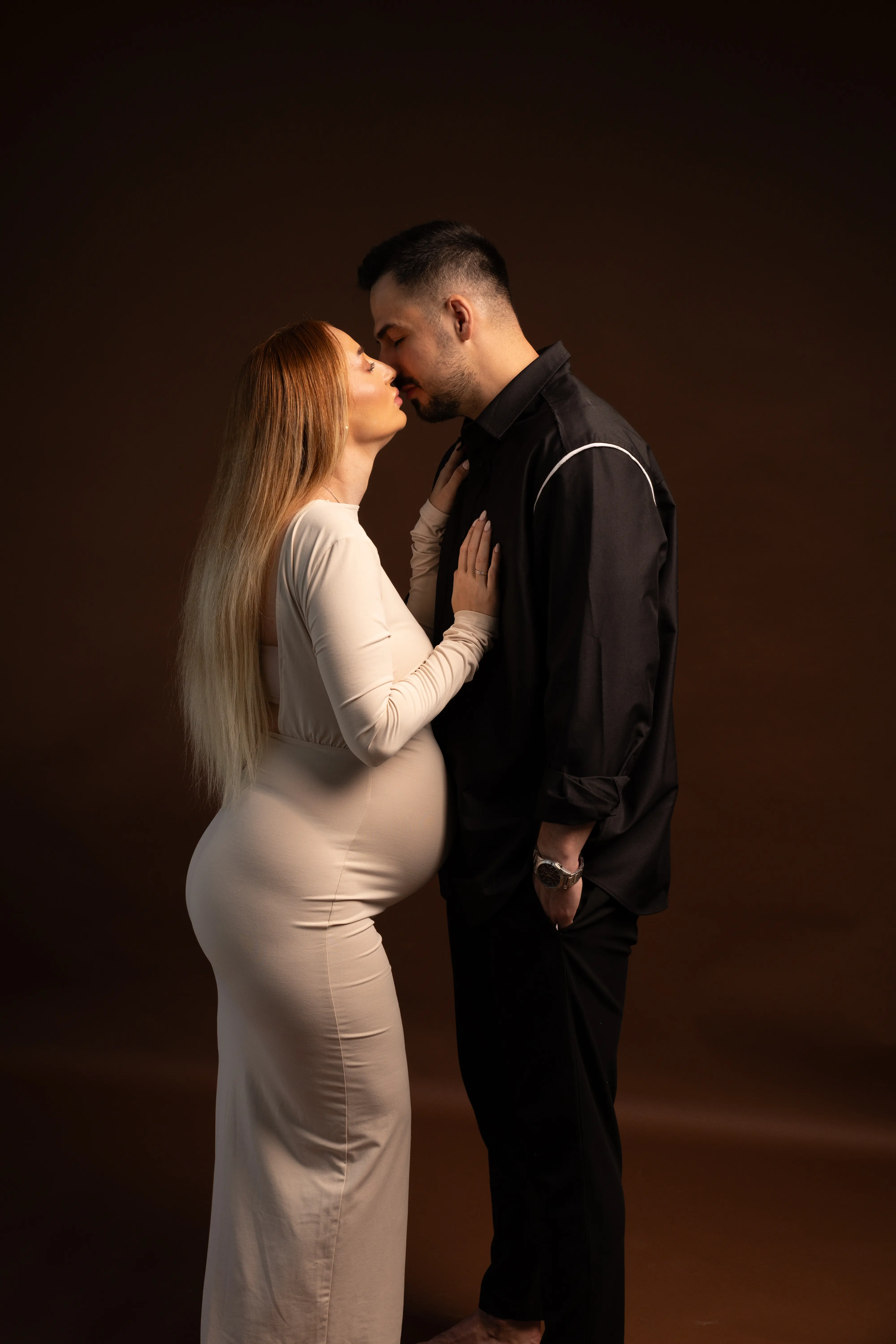 Golden goddess gown maternity Dubai