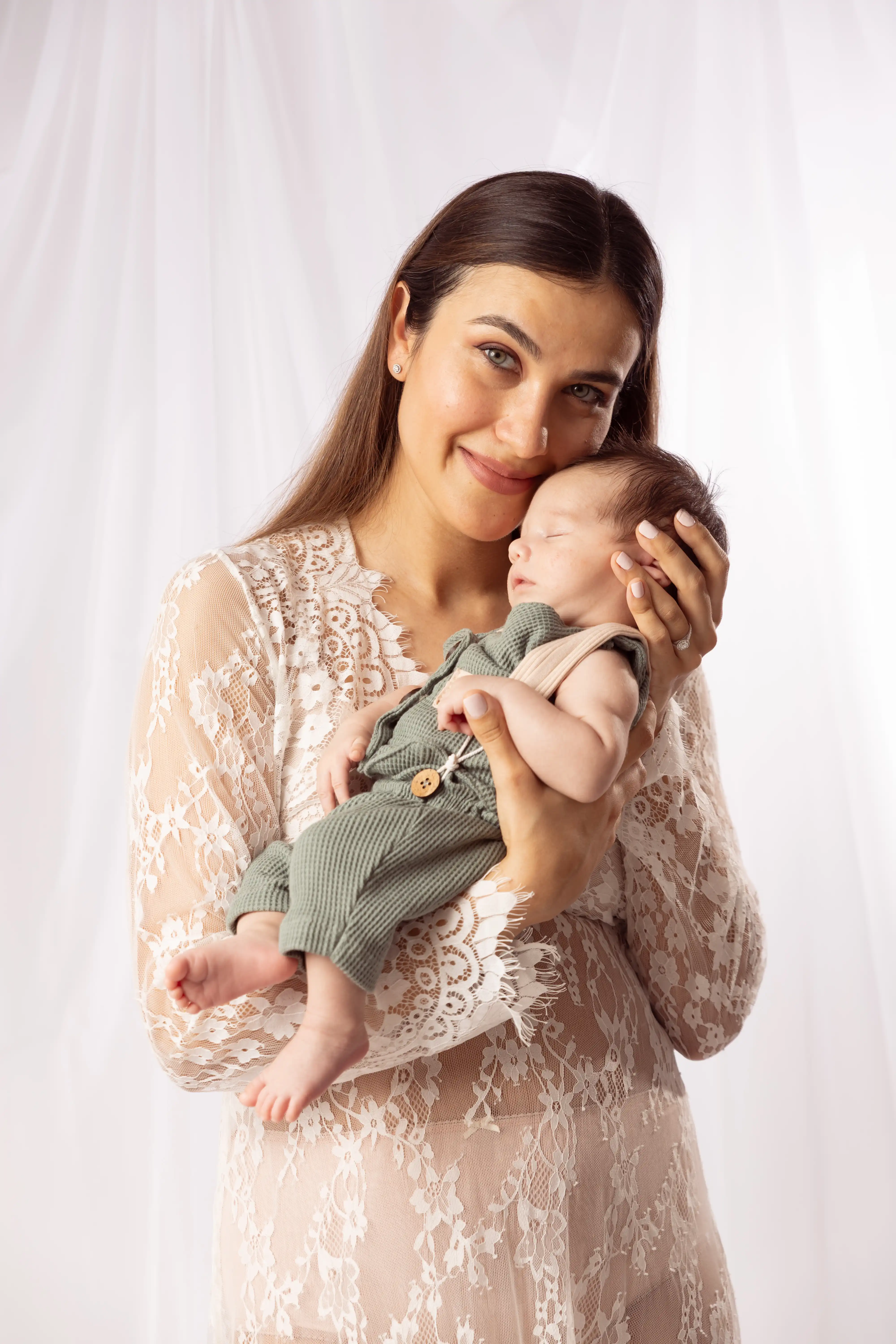 Baby and mom newborn session Dubai