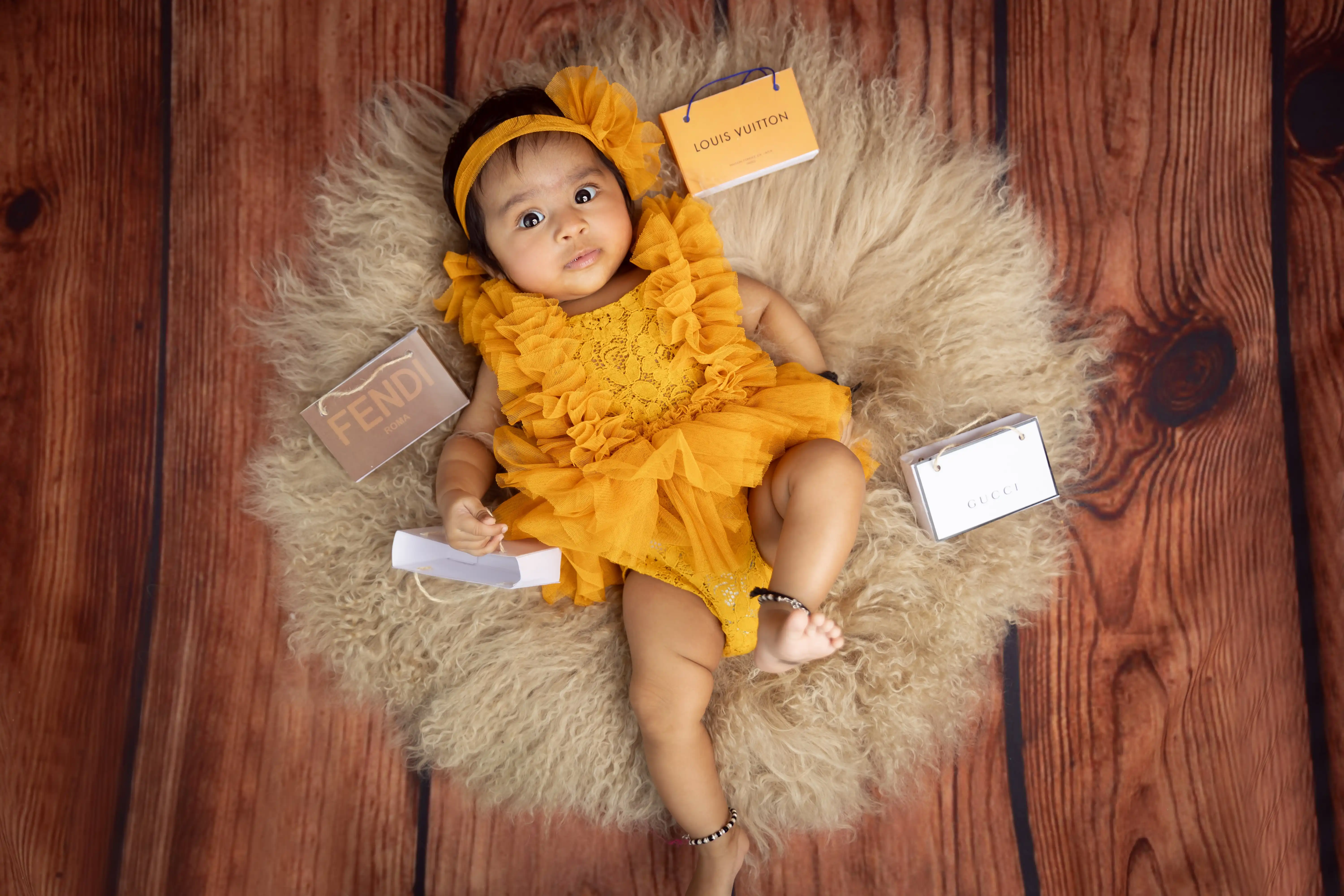Smiling newborn baby Dubai — Arpna Photography