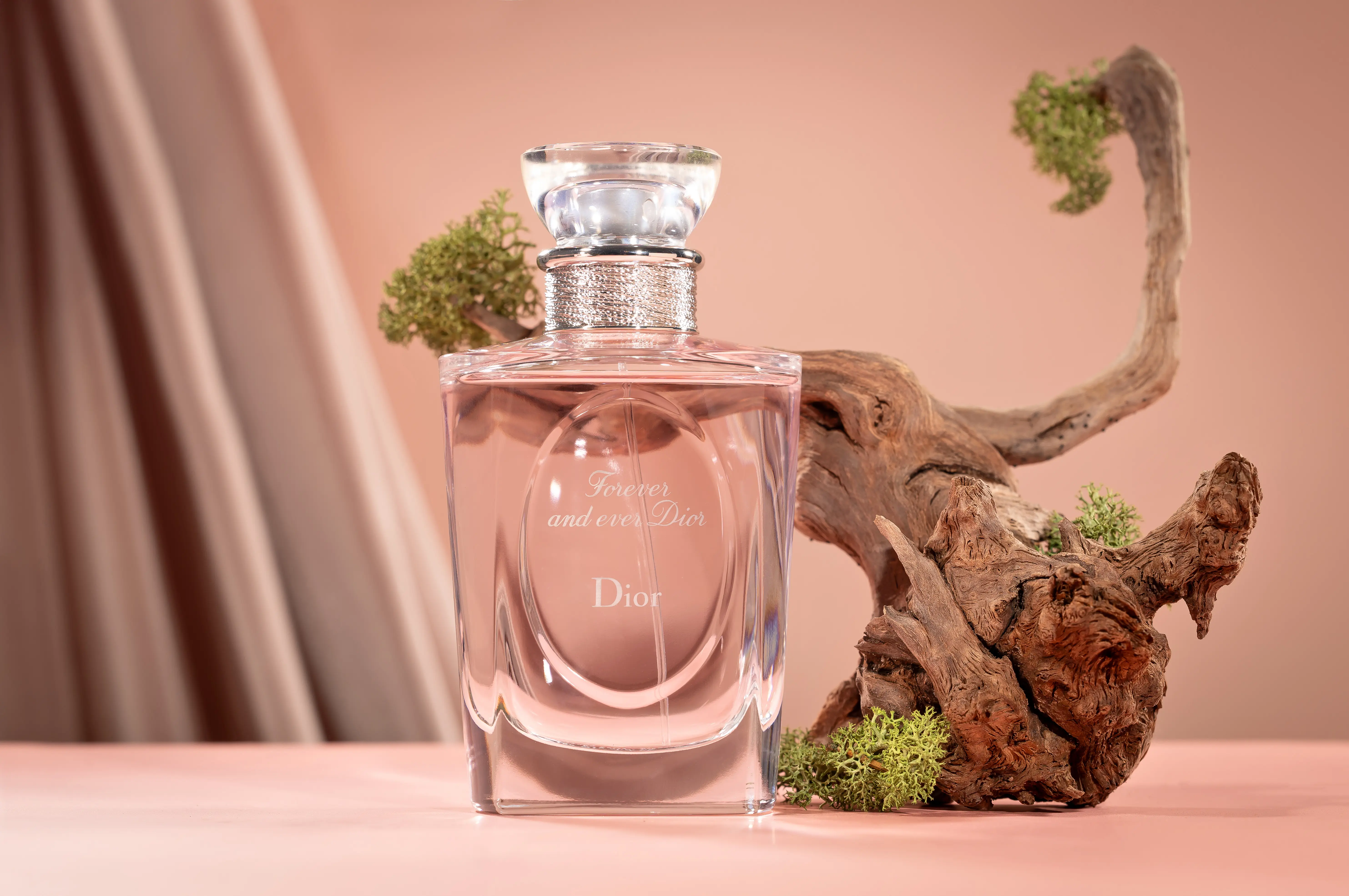 Product photographer Dubai