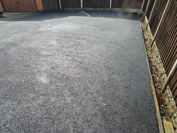 Tarmac resurfacing