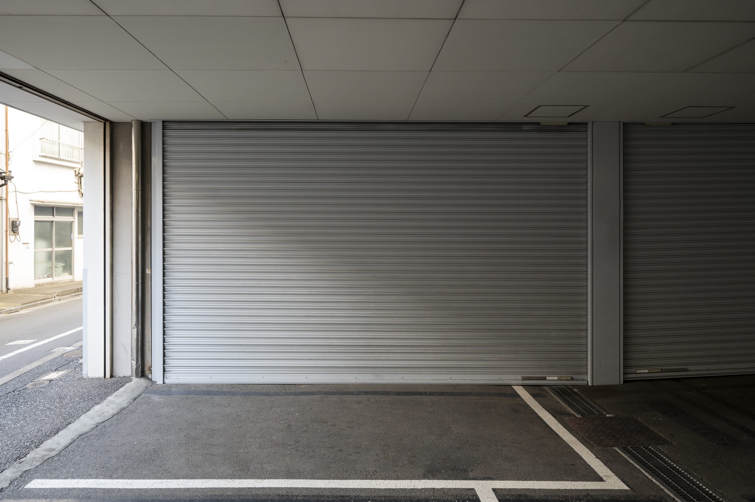 Maintaining Your Roller Garage Door for Smooth Operation Year-Round