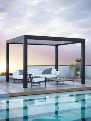 Aluminum pergola shading an outdoor dining set