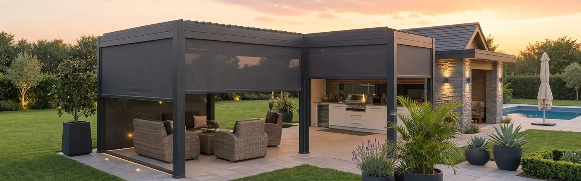 Zip screen blinds