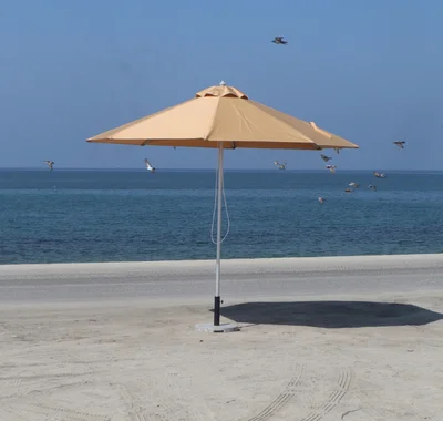 Round Centre-Pole Umbrella in Dubai